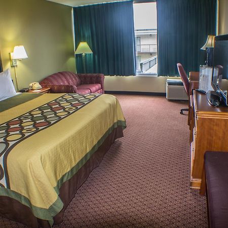 Hotel Super 8 By Wyndham Erie/I 90 Esterno foto