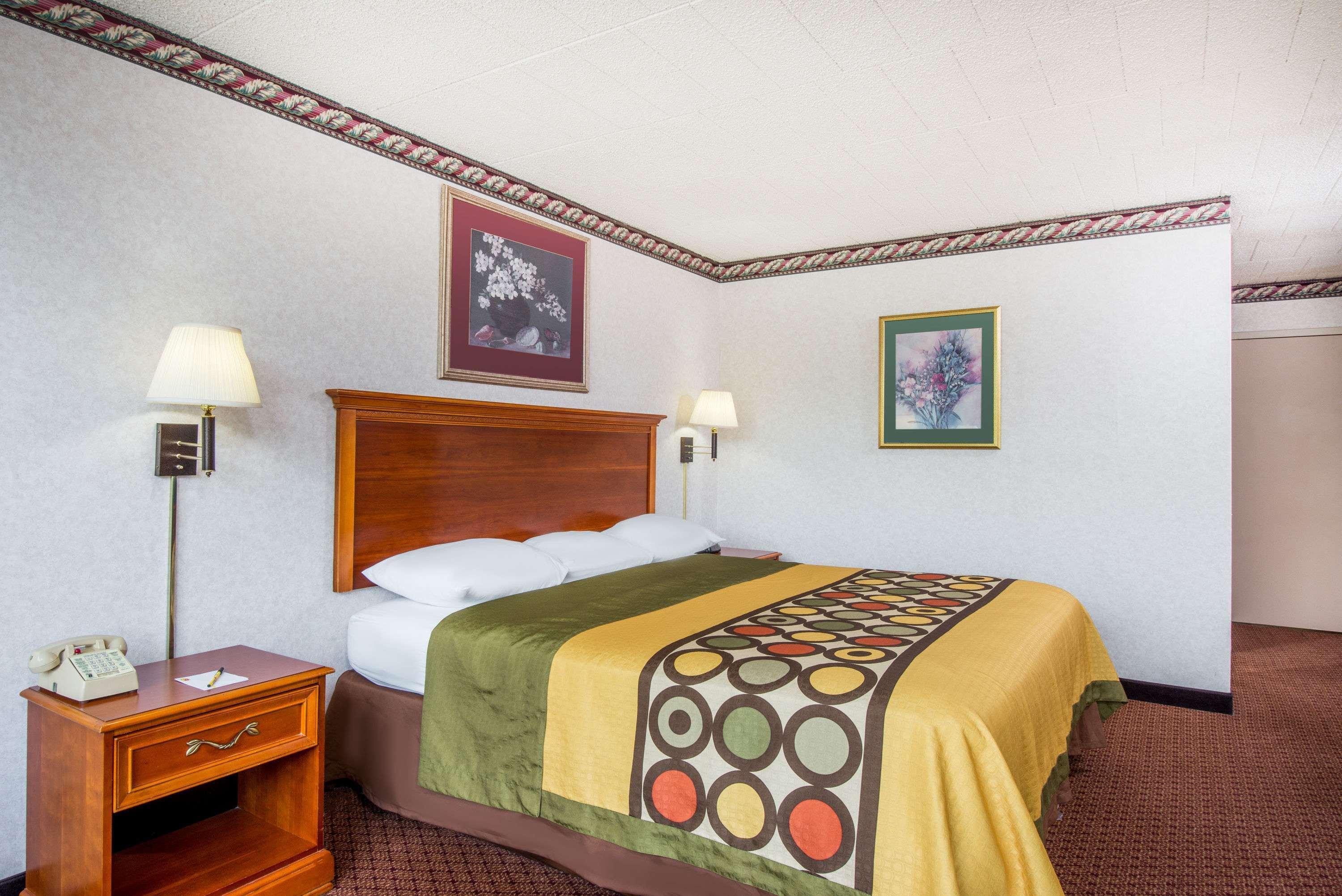 Hotel Super 8 By Wyndham Erie/I 90 Esterno foto