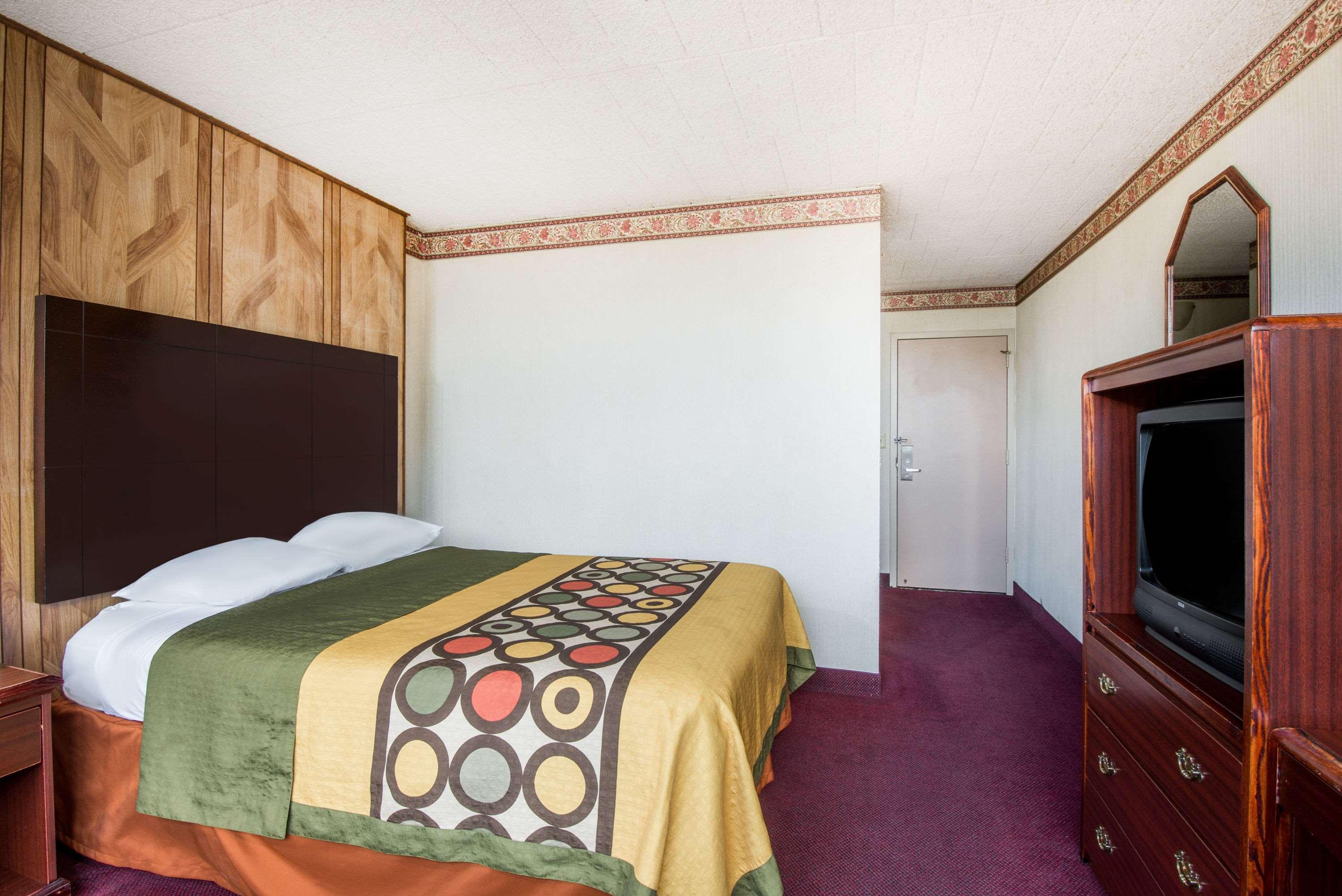 Hotel Super 8 By Wyndham Erie/I 90 Esterno foto