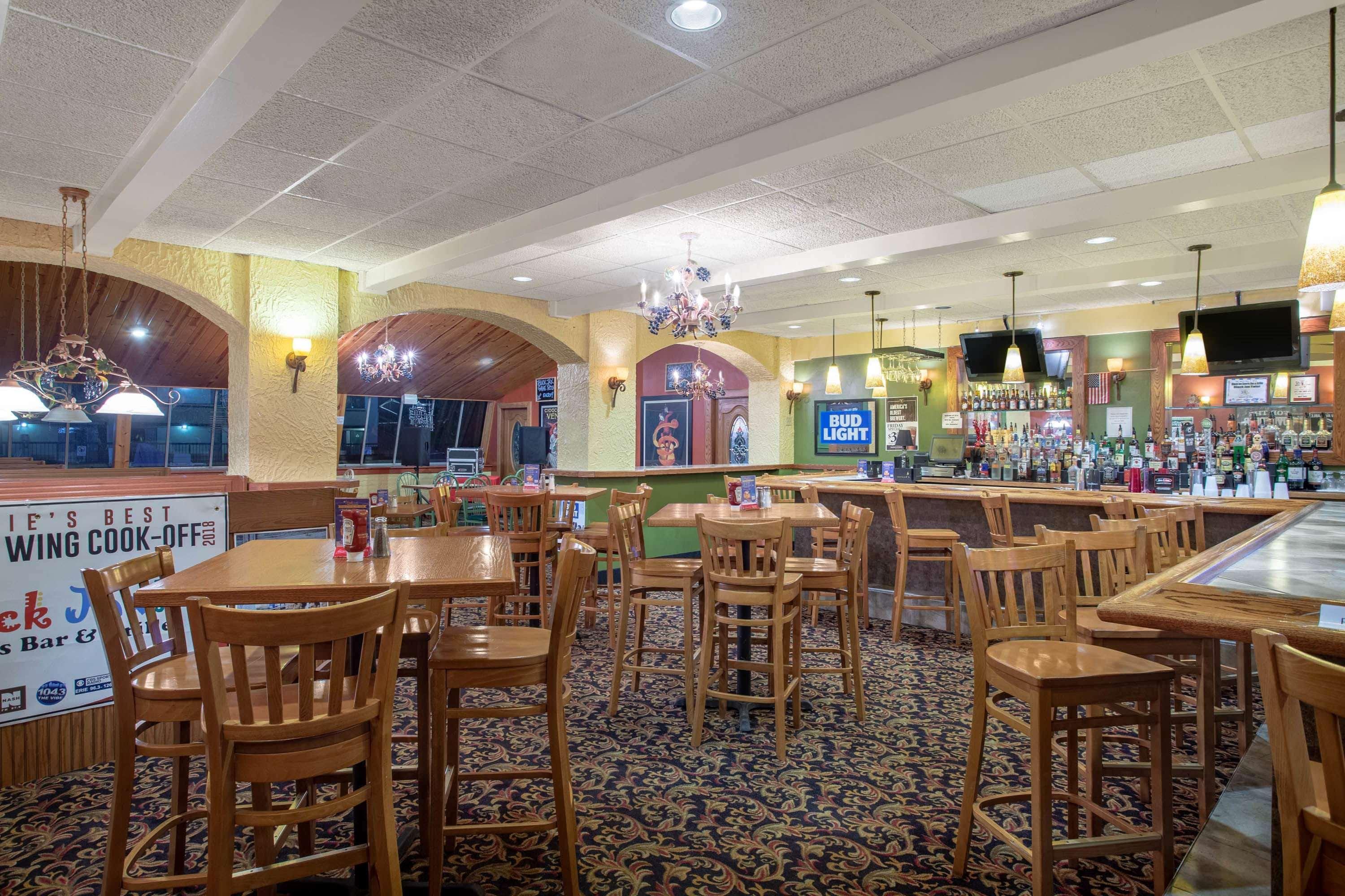 Hotel Super 8 By Wyndham Erie/I 90 Esterno foto