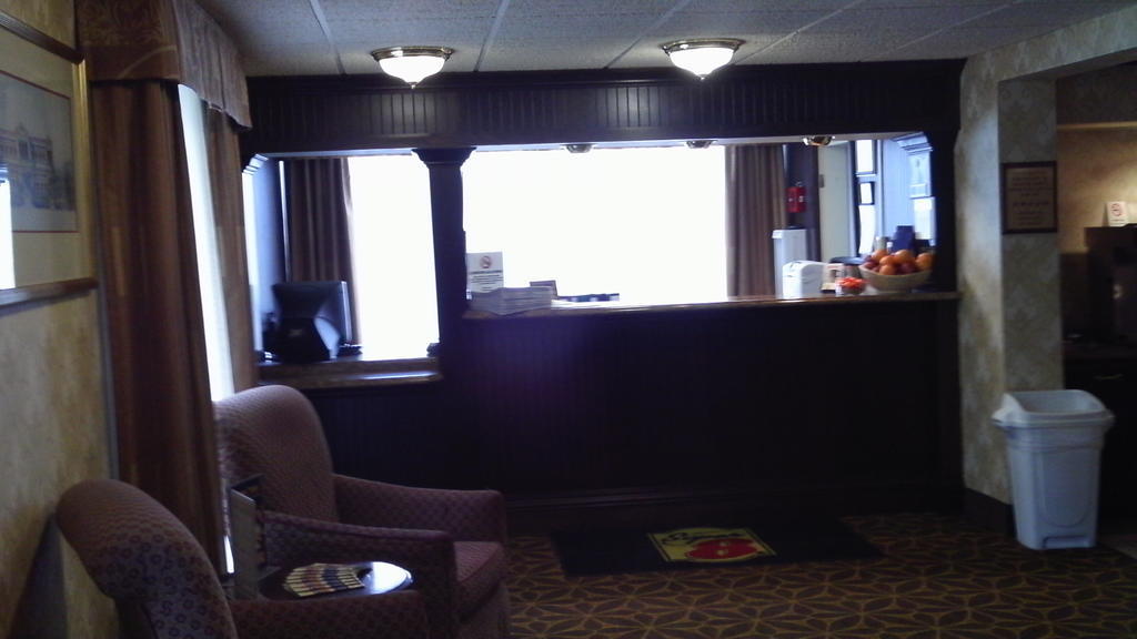 Hotel Super 8 By Wyndham Erie/I 90 Esterno foto